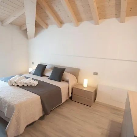 Casa Gemma - Big Family House With Free Parking Apartment San Giovanni Lupatoto Exterior photo