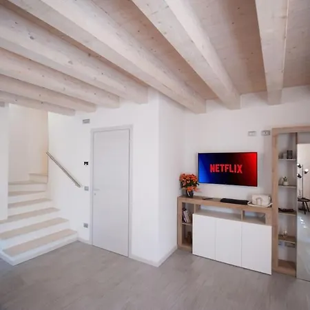 Casa Gemma - Big Family House With Free Parking Apartment San Giovanni Lupatoto Exterior photo