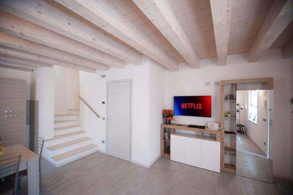 Casa Gemma - Big Family House With Free Parking San Giovanni Lupatoto