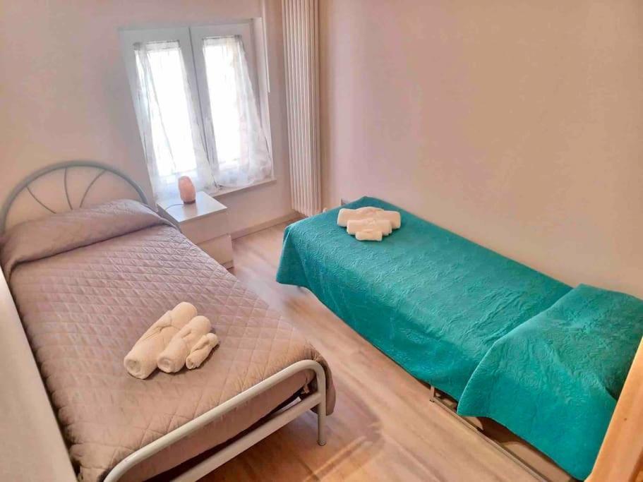 Casa Gemma - Big Family House With Free Parking * San Giovanni Lupatoto