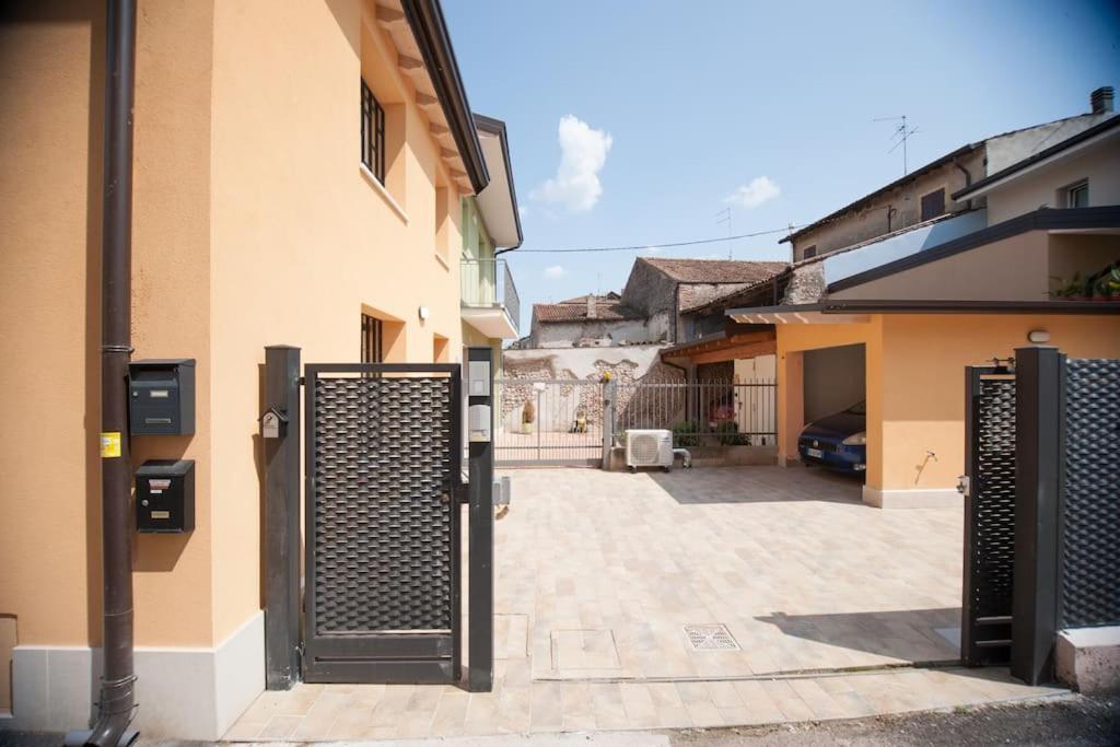 Casa Gemma - Big Family House With Free Parking Apartment San Giovanni Lupatoto